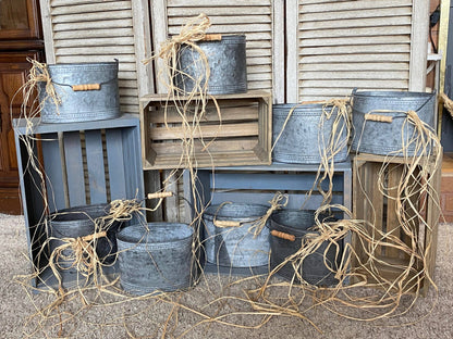 Oval Galvanized Bucket with Handles