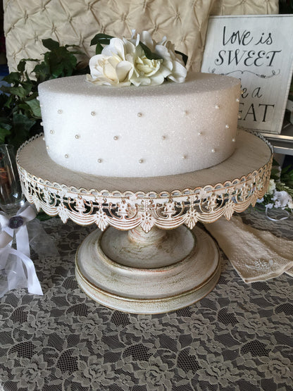 Cream Scalloped Cake Stand