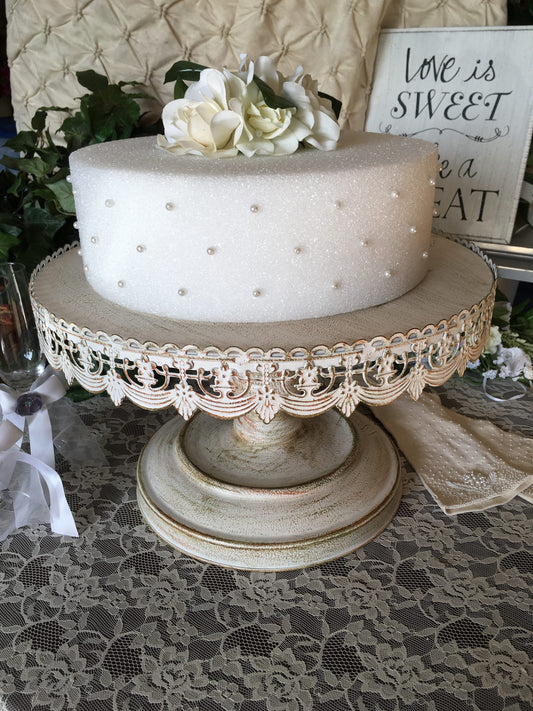 Cream Scalloped Cake Stand