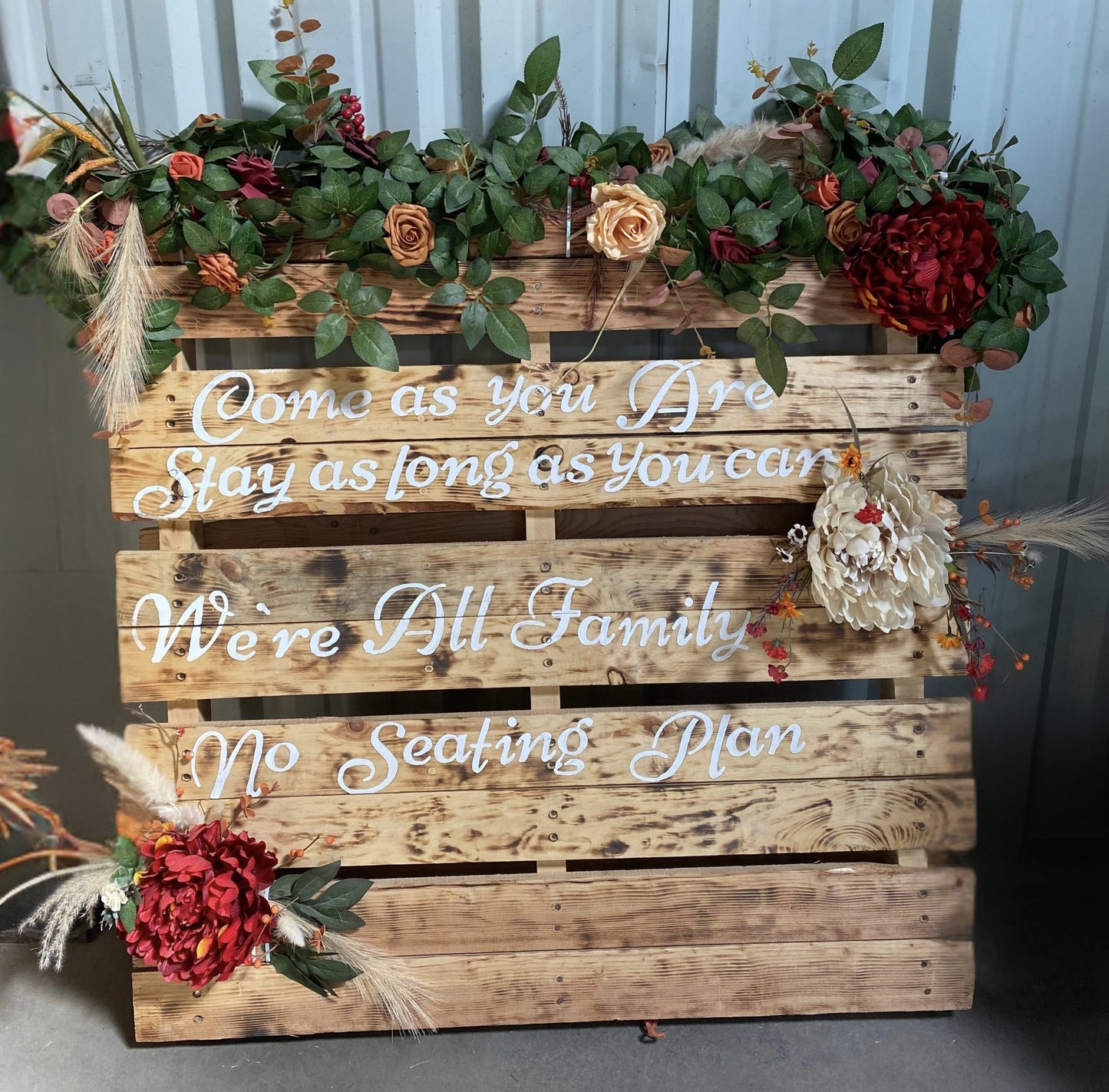 Pallet All Family Sign