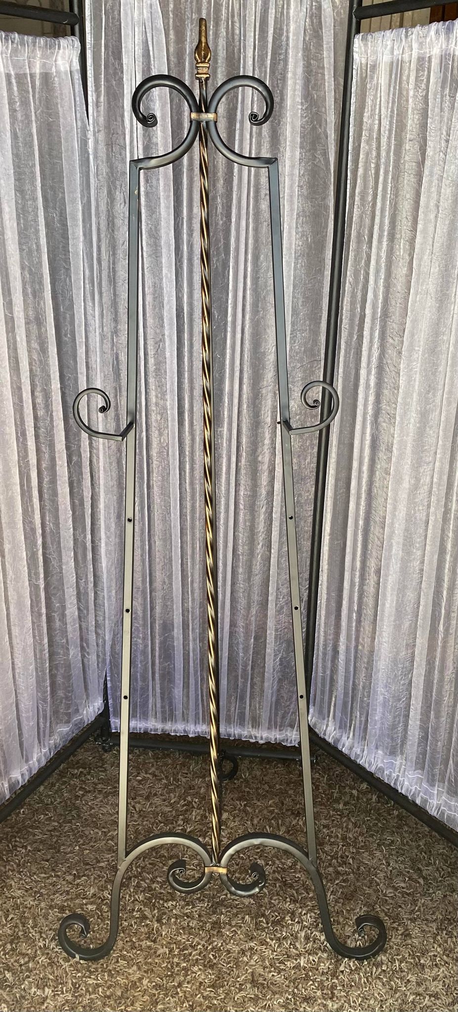 Milano Metal Floor Easel