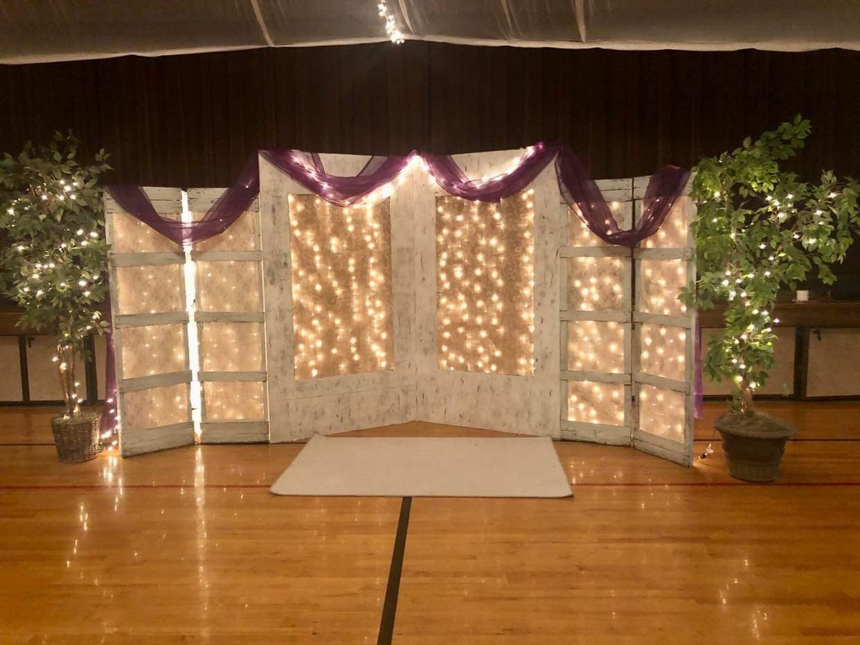 Shabby Burlap Backdrop