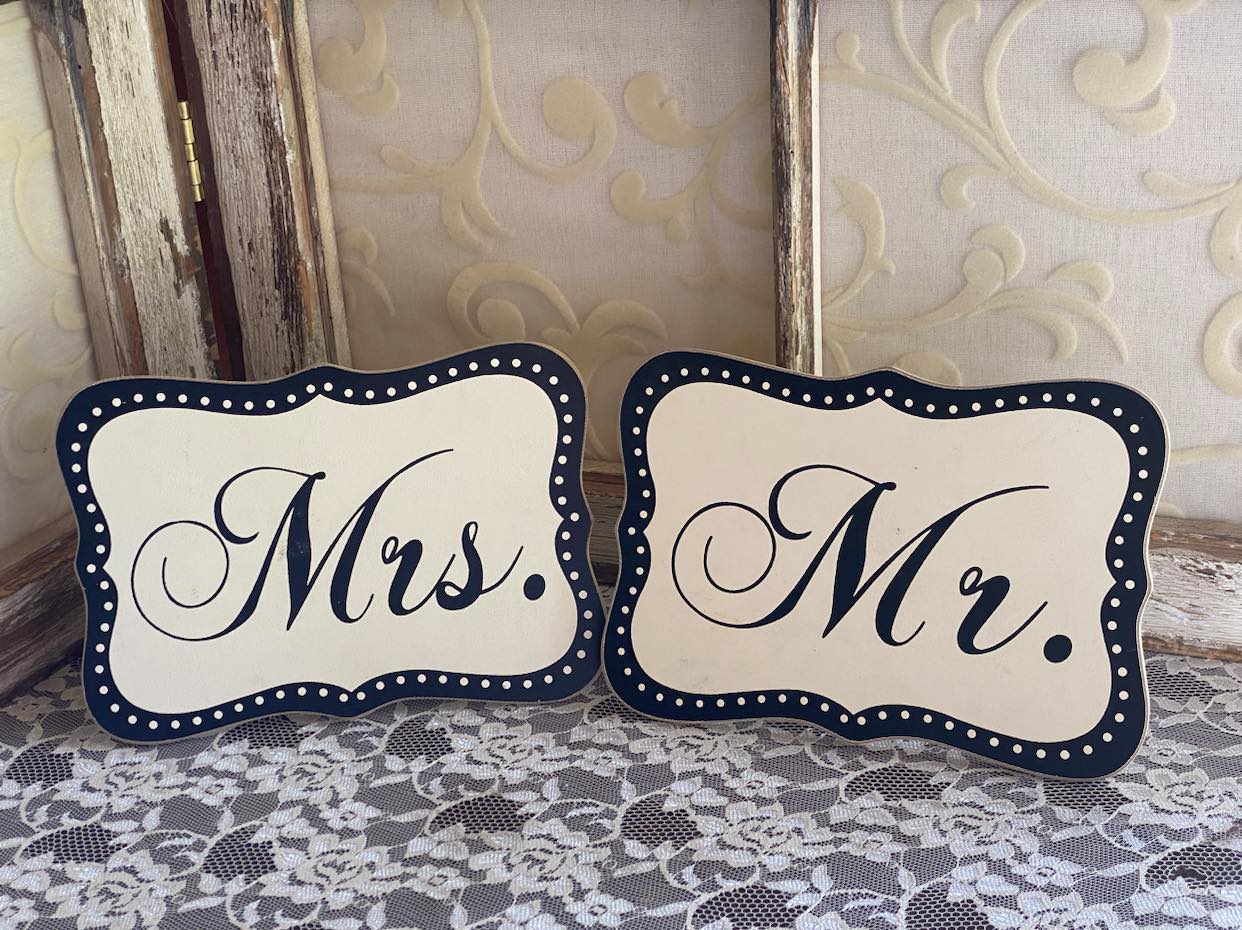 Mr and Mrs Wooden Easel Signs