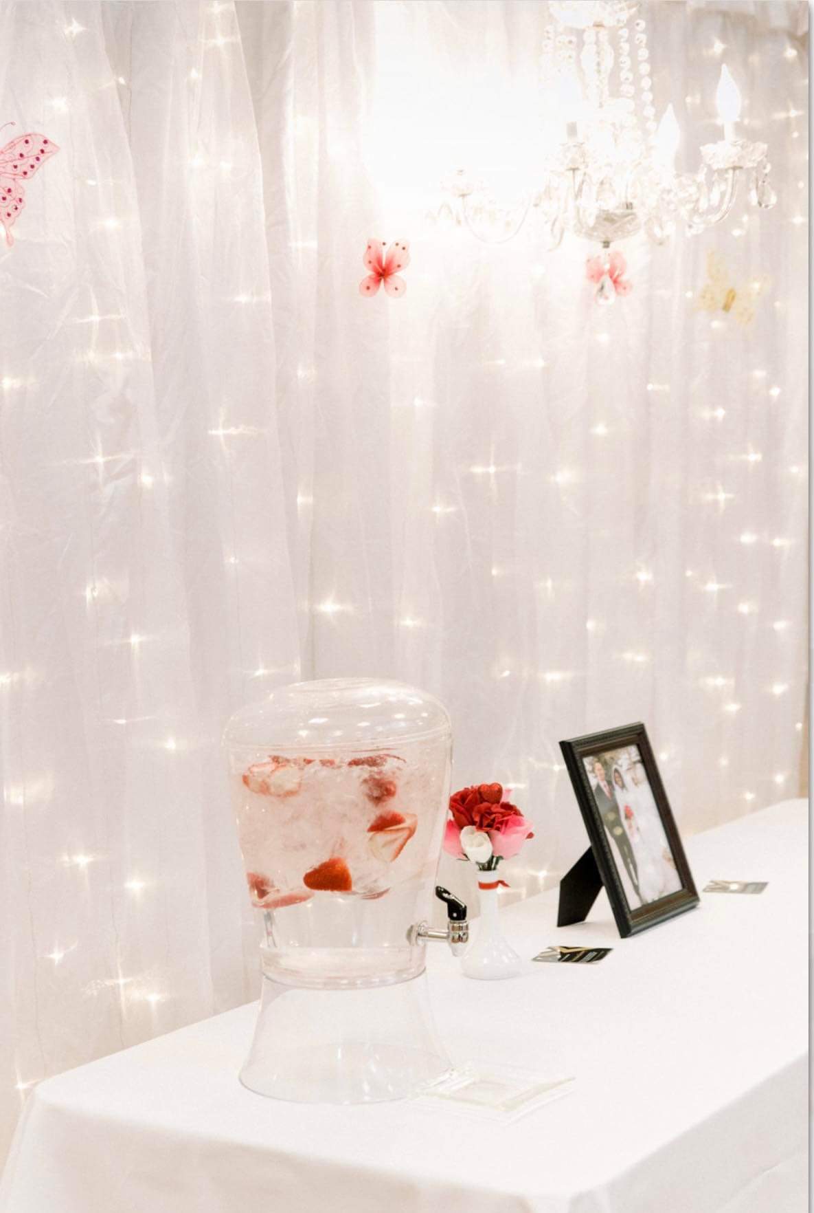 Clear Beverage Dispenser