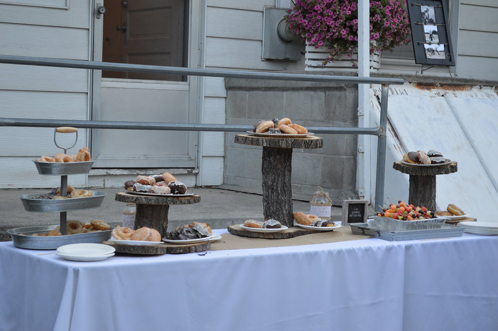 rustic wedding dessert stands rustic wedding dessert stands
